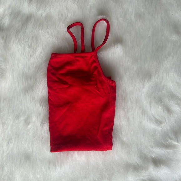 Garage clothing tank size XS. BRAND NEW CONDITION!! ✨ - Picture 1 of 3